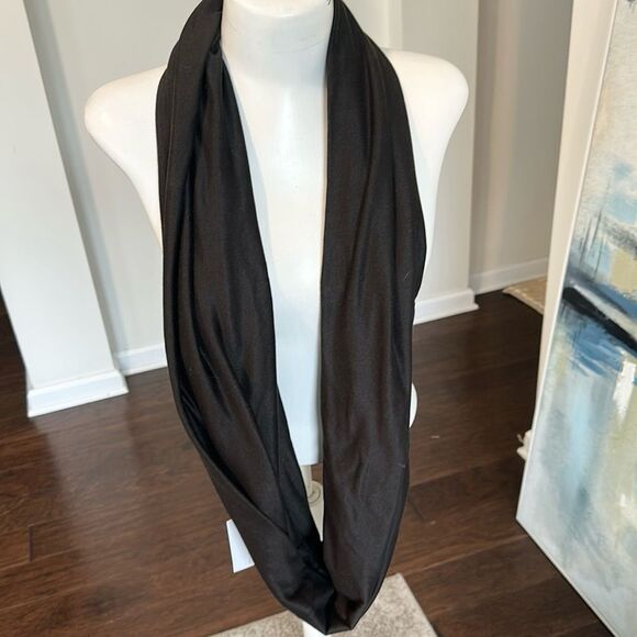 Beyond Yoga Brown Infinity Scarf NWT - Picture 1 of 5